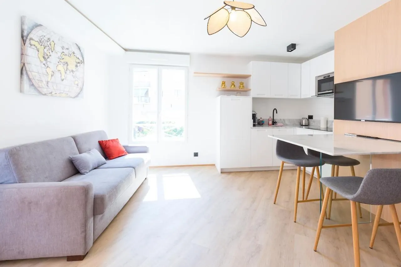 Appartement Luxueux 2 pièces Frontière Monaco à Beausoleil 0*,  France